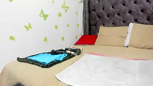 SHARICK GRECO online show from 03.30.26