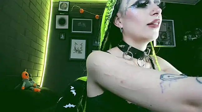 insania 9999  online show from 12.09.24