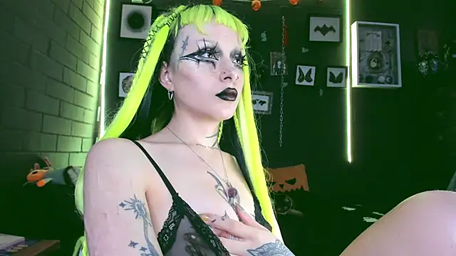 insania 9999  online show from 02.17.25