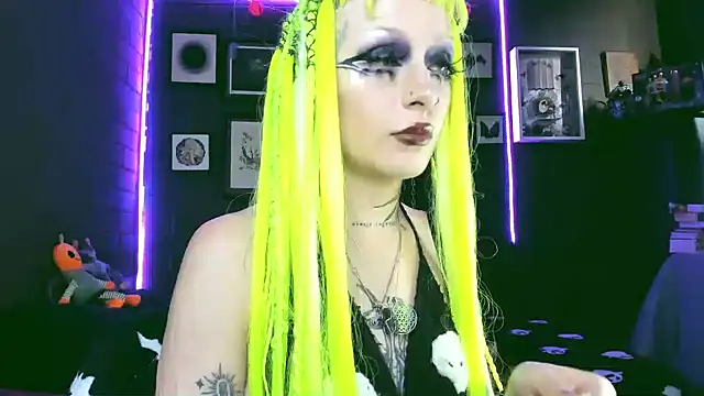 insania 9999  online show from 02.20.25