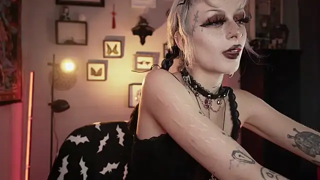 insania 9999  online show from 03.10.26