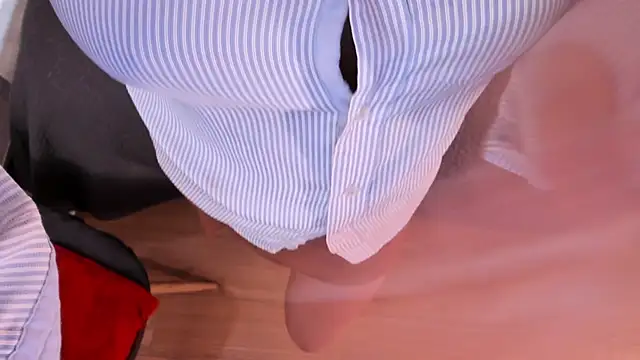 SaharaGarcia   online show from 10.14.25