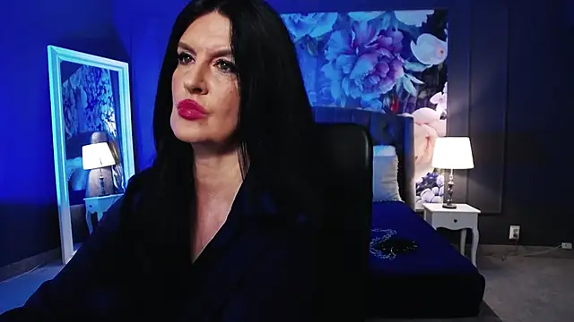 DomMelissaW online show from 07.18.26