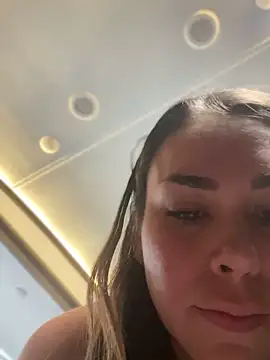 LeaGambit   online show from 12.31.24