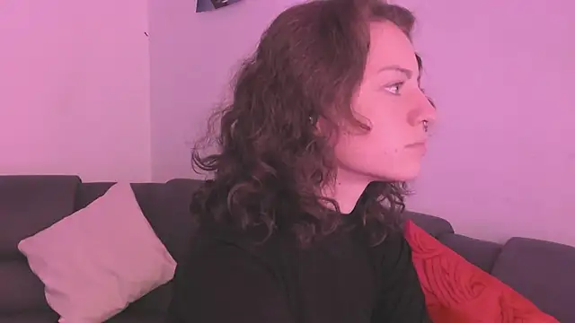 Snapshot of Agathaks chatting on 03.01.25 Agathaks online show from 03.01.25