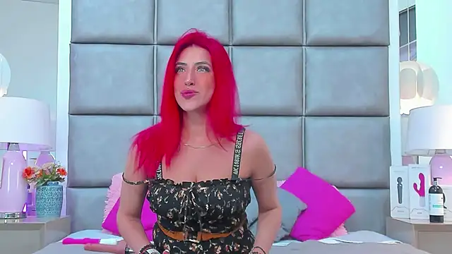 Snapshot of AllissaBrowm chatting on 02.07.25 AllissaBrowm online show from 02.07.25