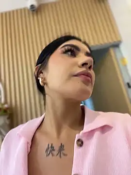 clarachanelricek online show from 01.05.26