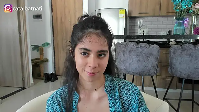 Snapshot of cata_batnati chatting on 12.15.24 cata batnati online show from 12.15.24