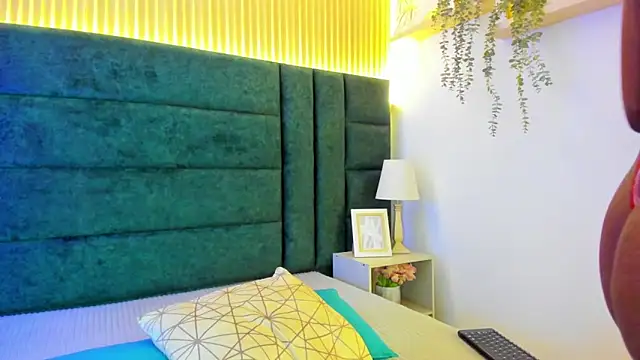 AntonellaaHot online show from 03.13.25