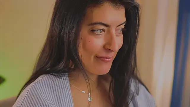 Snapshot of anabelcurvy chatting on 02.17.25 anabelcurvy online show from 02.17.25