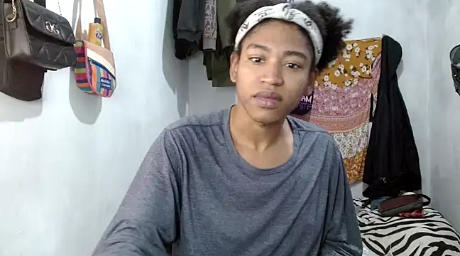 angelamarie1 online show from 03.17.25