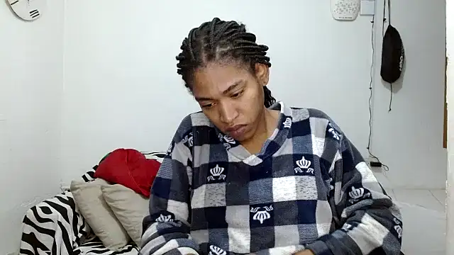 Snapshot of angelamarie1 chatting on 04.21.26 angelamarie1 online show from 04.21.26