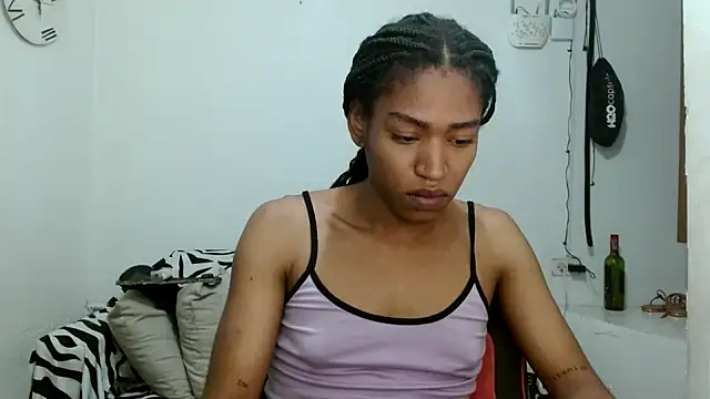 Snapshot of angelamarie1 chatting on 04.30.26 angelamarie1 online show from 04.30.26