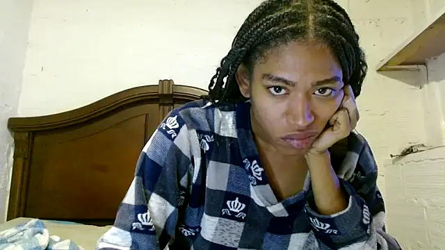 Snapshot of angelamarie1 chatting on 05.04.26 angelamarie1 online show from 05.04.26