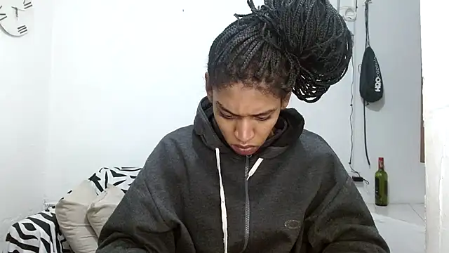 Snapshot of angelamarie1 chatting on 05.13.26 angelamarie1 online show from 05.13.26