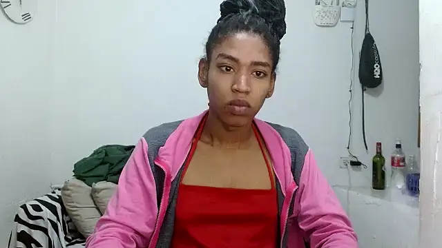Snapshot of angelamarie1 chatting on 05.14.26 angelamarie1 online show from 05.14.26