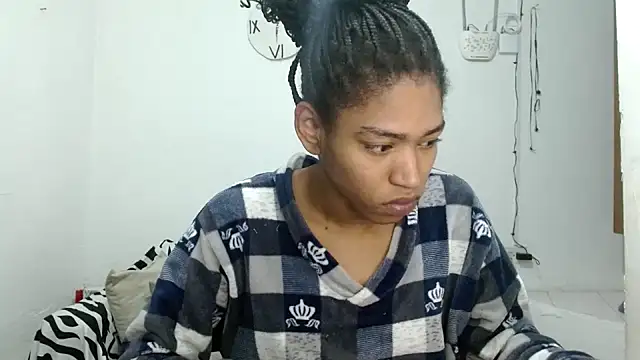 Snapshot of angelamarie1 chatting on 05.16.26 angelamarie1 online show from 05.16.26