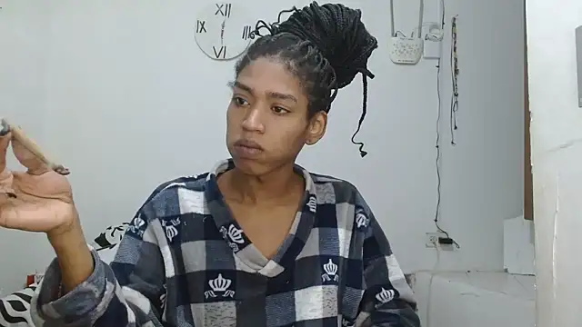 Snapshot of angelamarie1 chatting on 05.25.26 angelamarie1 online show from 05.25.26