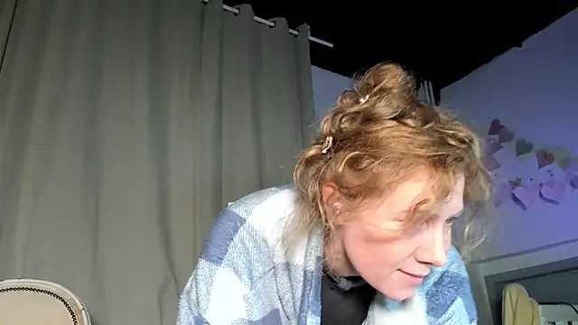 Lola Belgium online show from 02.27.25