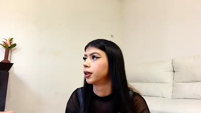 Sierra Halle online show from 10.14.25