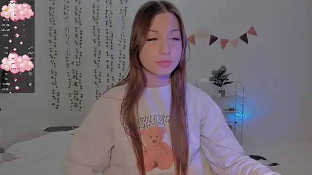 Snapshot of Mary_tiim chatting on 12.12.24 Mary tiim online show from 12.12.24