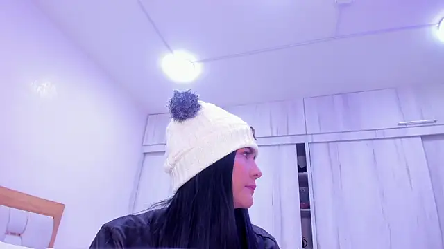 Snapshot of paola_rodriguez chatting on 02.09.25 paola rodriguez online show from 02.09.25