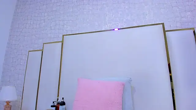 Snapshot of paola_rodriguez chatting on 09.09.25 paola rodriguez online show from 09.09.25