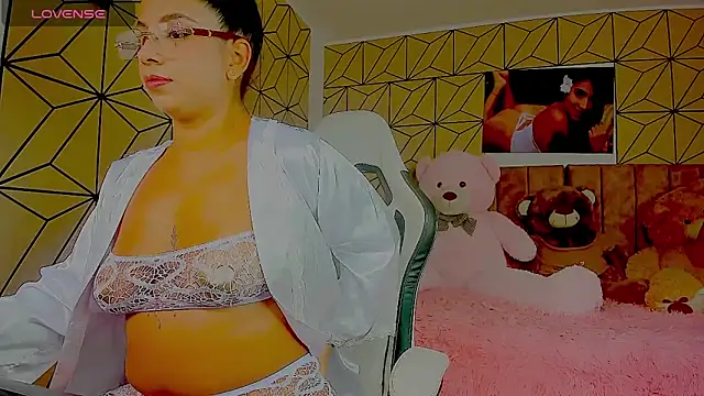 vane lopez  online show from 04.09.26