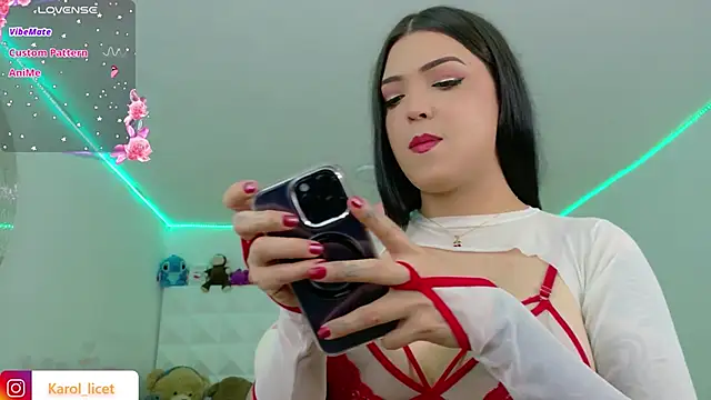 Karol Green Motorcycle online show from 04.10.26