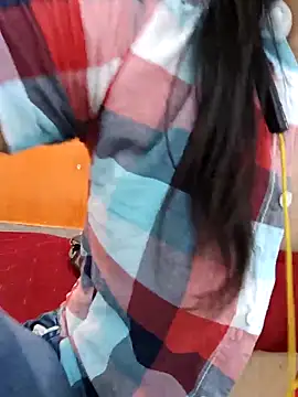 Snapshot of CuteSarikaLIVE chatting on 04.14.26 CuteSarikaLIVE online show from 04.14.26