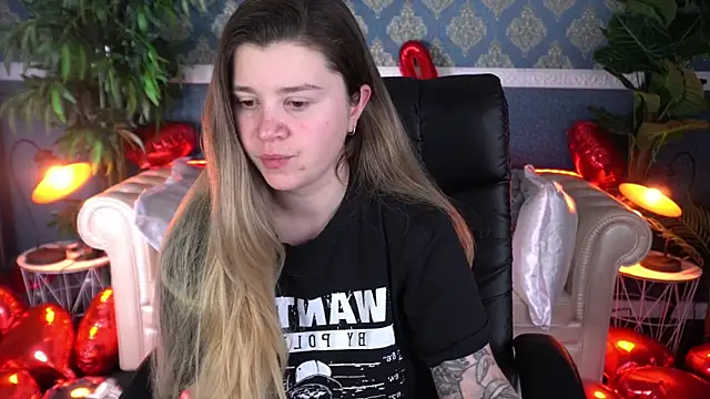 Snapshot of AmellyMilly chatting on 02.14.26 AmellyMilly online show from 02.14.26