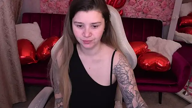 Snapshot of AmellyMilly chatting on 02.15.26 AmellyMilly online show from 02.15.26