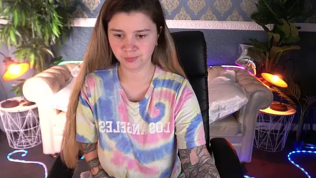 Snapshot of AmellyMilly chatting on 02.25.26 AmellyMilly online show from 02.25.26