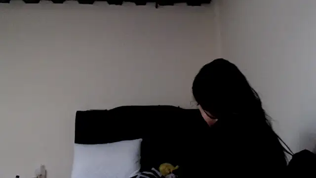 Meghan320 online show from 01.14.25