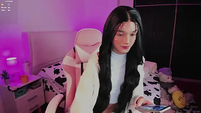 Ainhoads online show from 10.30.25