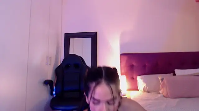 Mafer Meow online show from 01.10.25