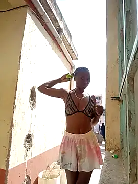 Snapshot of Ranny18l chatting on 03.02.25 Ranny18l online show from 03.02.25