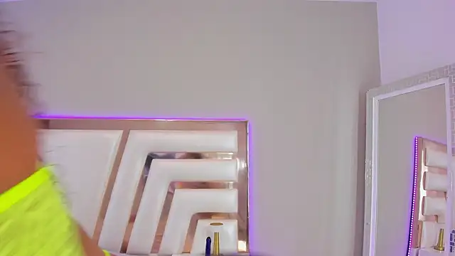 Aisharhodes00 online show from 02.04.26