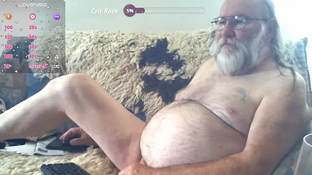 Snapshot of SexySantaC chatting on 07.14.26 SexySantaC online show from 07.14.26