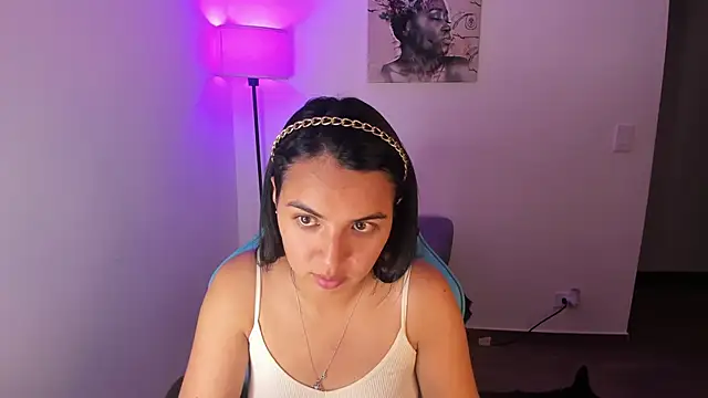 Miss Nicole online show from 04.03.26