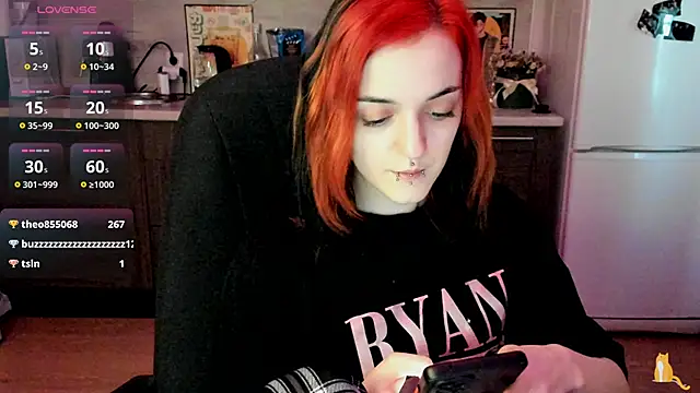 Snapshot of spticc chatting on 12.12.24 spticc online show from 12.12.24