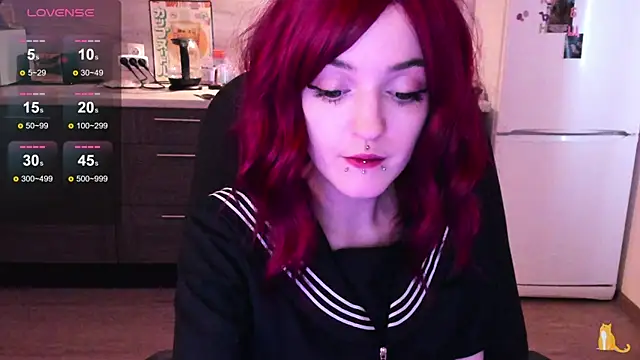 Snapshot of spticc chatting on 10.30.25 spticc online show from 10.30.25