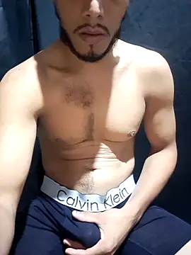 Snapshot of apolodiosgriego chatting on 02.10.26 apolodiosgriego online show from 02.10.26