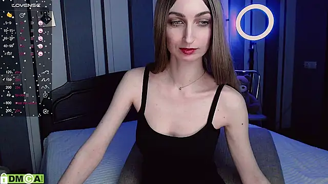 Snapshot of _Amelle_ chatting on 02.25.25 Amelle online show from 02.25.25