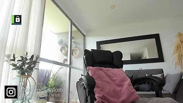 antonella dom1 online show from 03.10.25