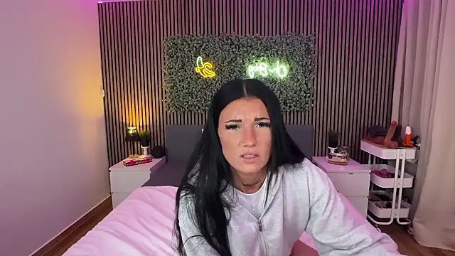 Snapshot of LizaRoxx chatting on 01.13.26 LizaRoxx online show from 01.13.26