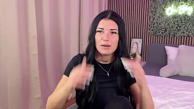 Snapshot of LizaRoxx chatting on 02.02.26 LizaRoxx online show from 02.02.26