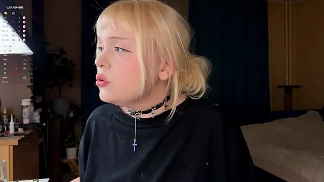 LisaLaas online show from 09.30.25