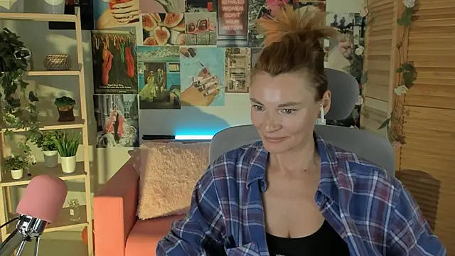 MistyBarnes online show from 03.02.25