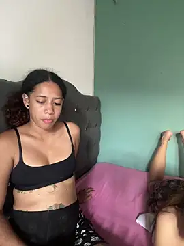 Snapshot of Miley_and_Vash chatting on 12.07.24 Miley and Vash online show from 12.07.24